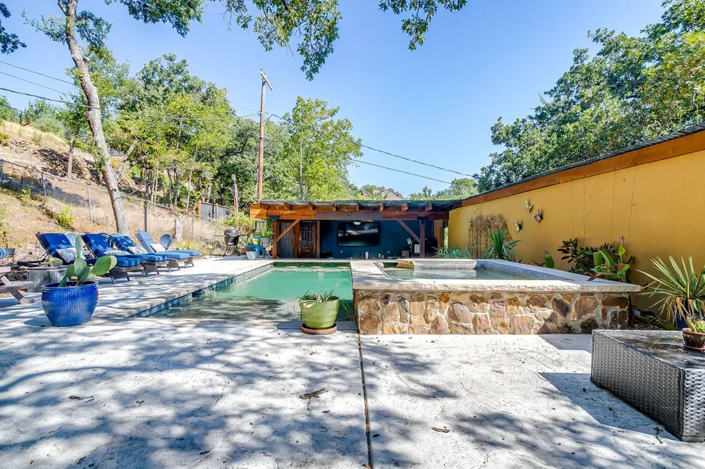 620 NW 6th Street Mineral Wells, TX 76067