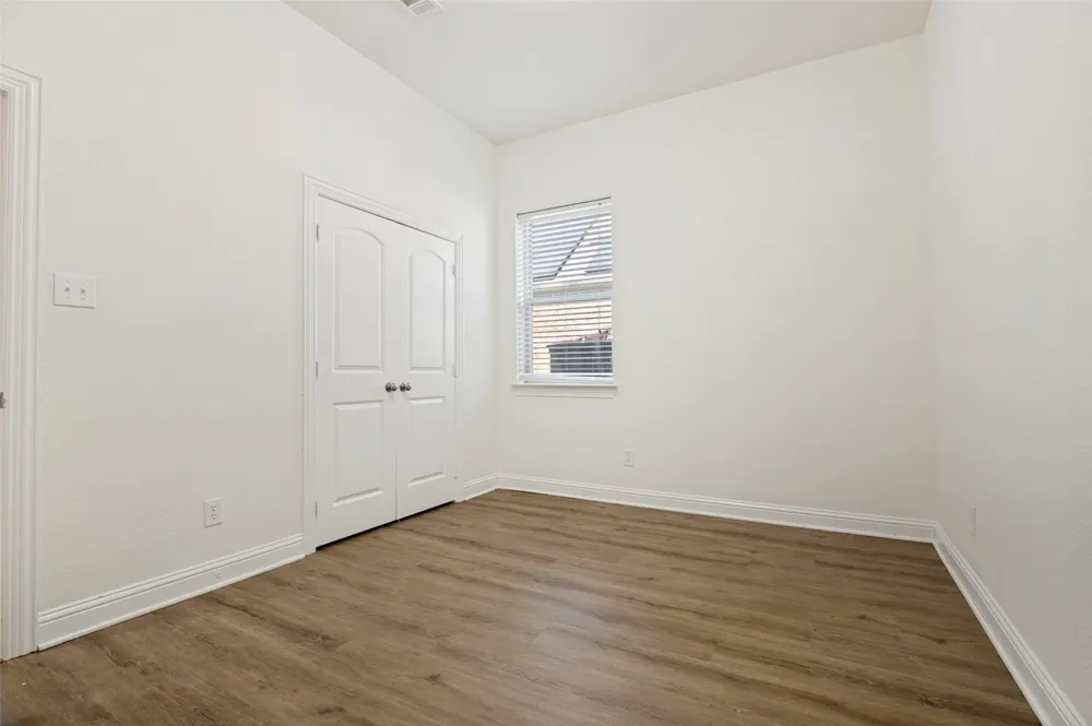 703 Waterlane Drive Mansfield, TX 76063