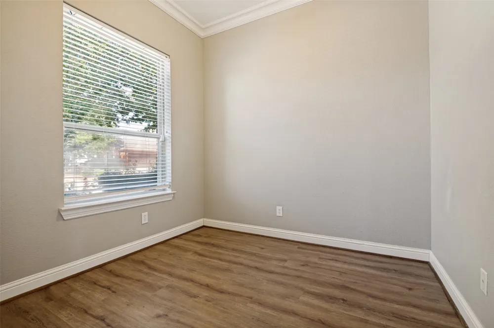 703 Waterlane Drive Mansfield, TX 76063