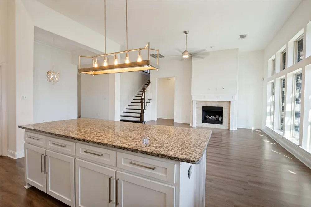 703 Waterlane Drive Mansfield, TX 76063