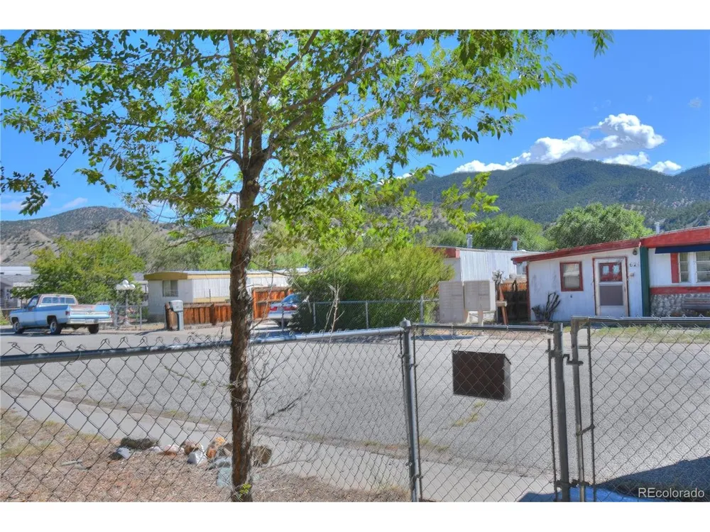622 Walnut Street Salida, CO 81201
