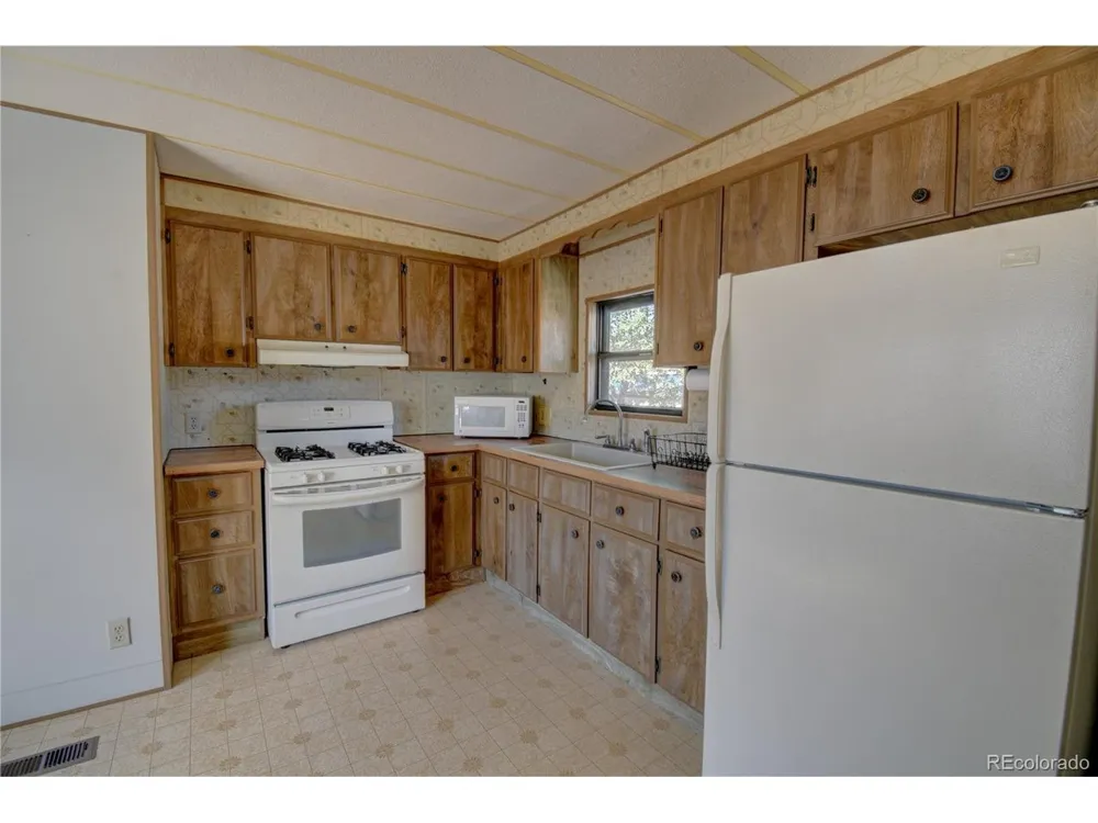 622 Walnut Street Salida, CO 81201