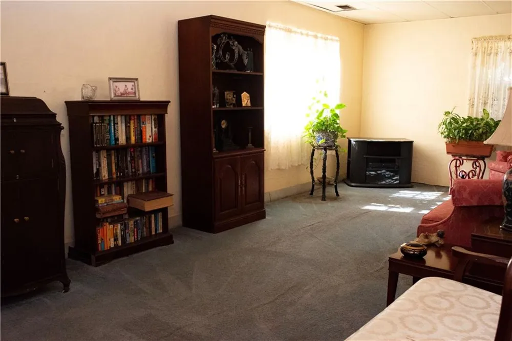 2719 Waleska Way East Point, GA 30344