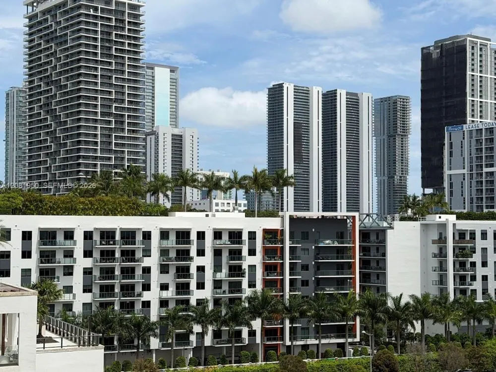 90 NE 32 #803 Miami, FL 33137