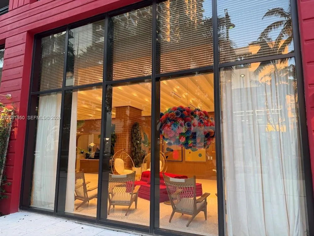 90 NE 32 #803 Miami, FL 33137