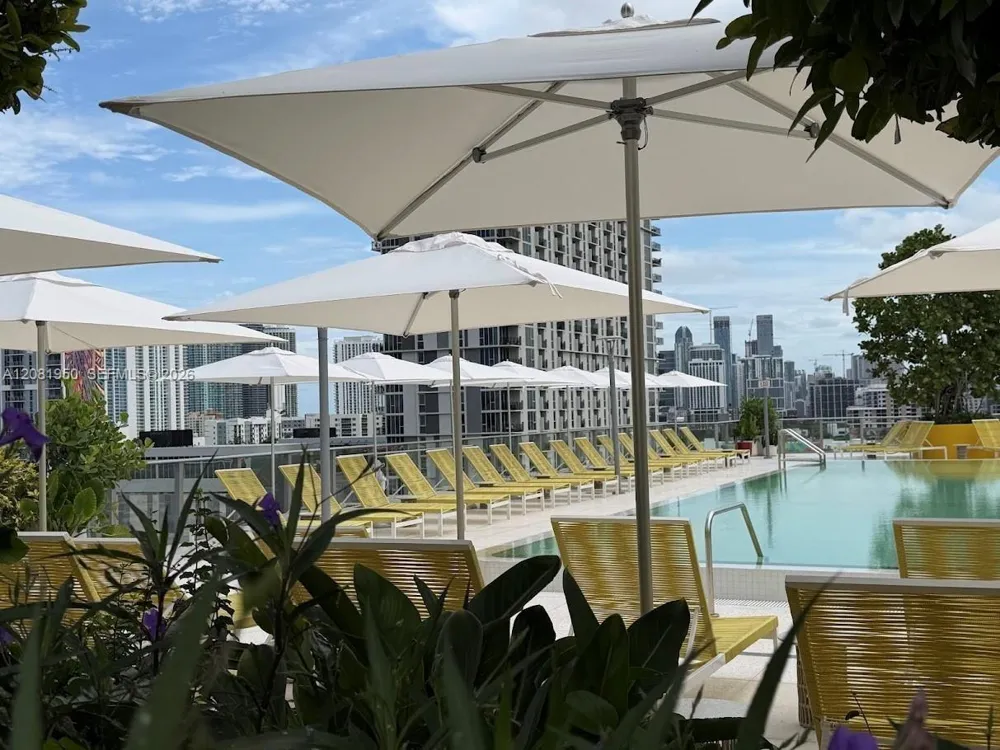 90 NE 32 #803 Miami, FL 33137