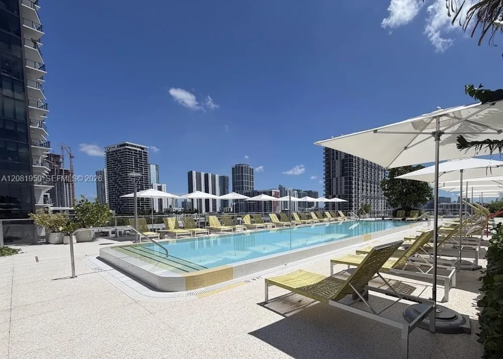90 NE 32 #803 Miami, FL 33137