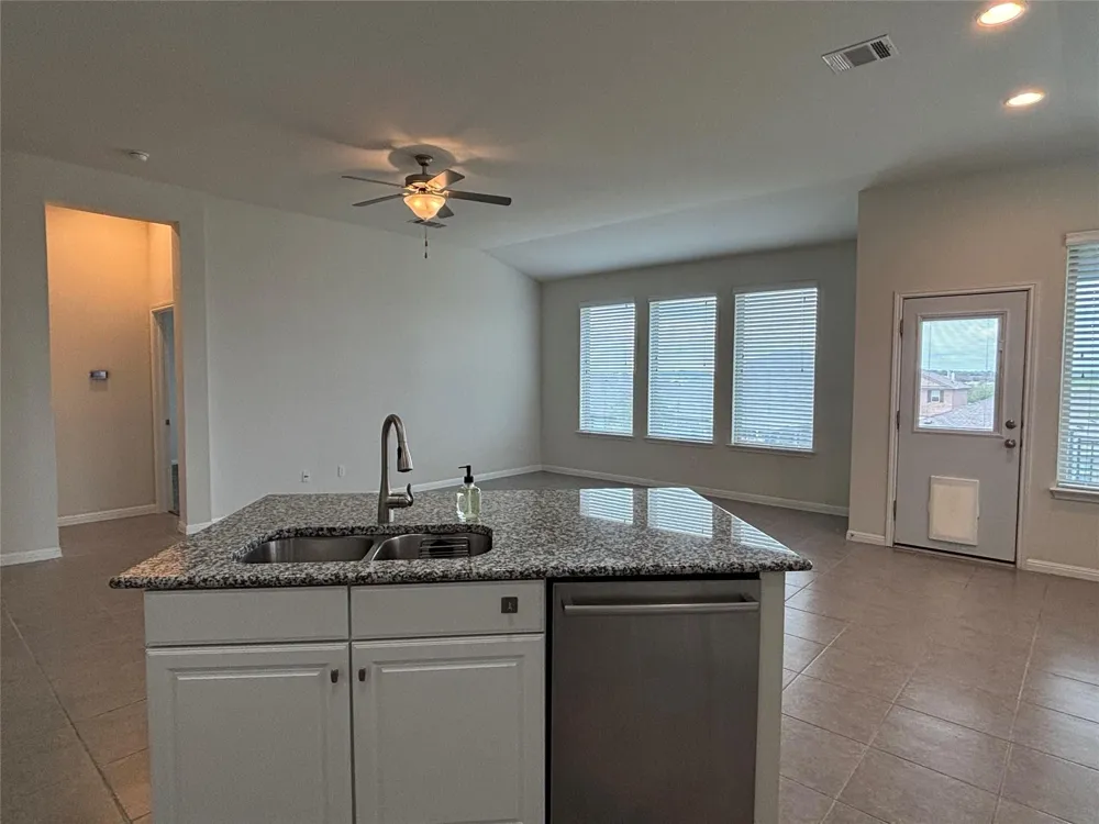 1529 Ida Nell Pearson Street Leander, TX 78641