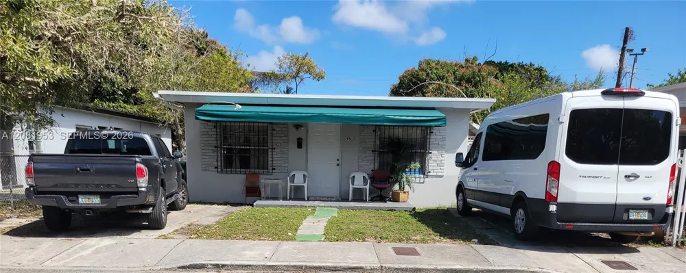 7015 NW 4th Ct #7017 Miami, FL 33150