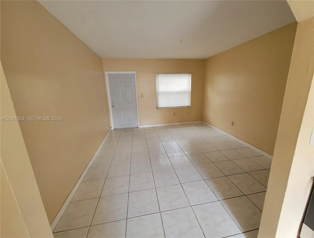 7015 NW 4th Ct #7017 Miami, FL 33150