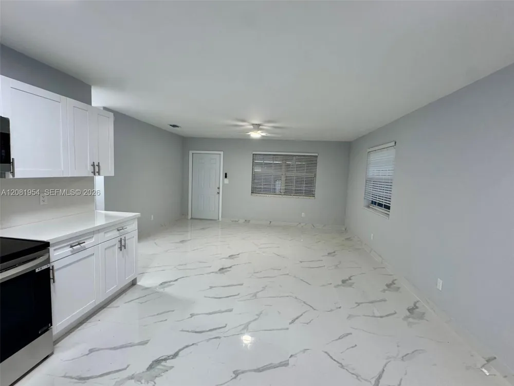 1529 SW 22nd St #1 Fort Lauderdale, FL 33315