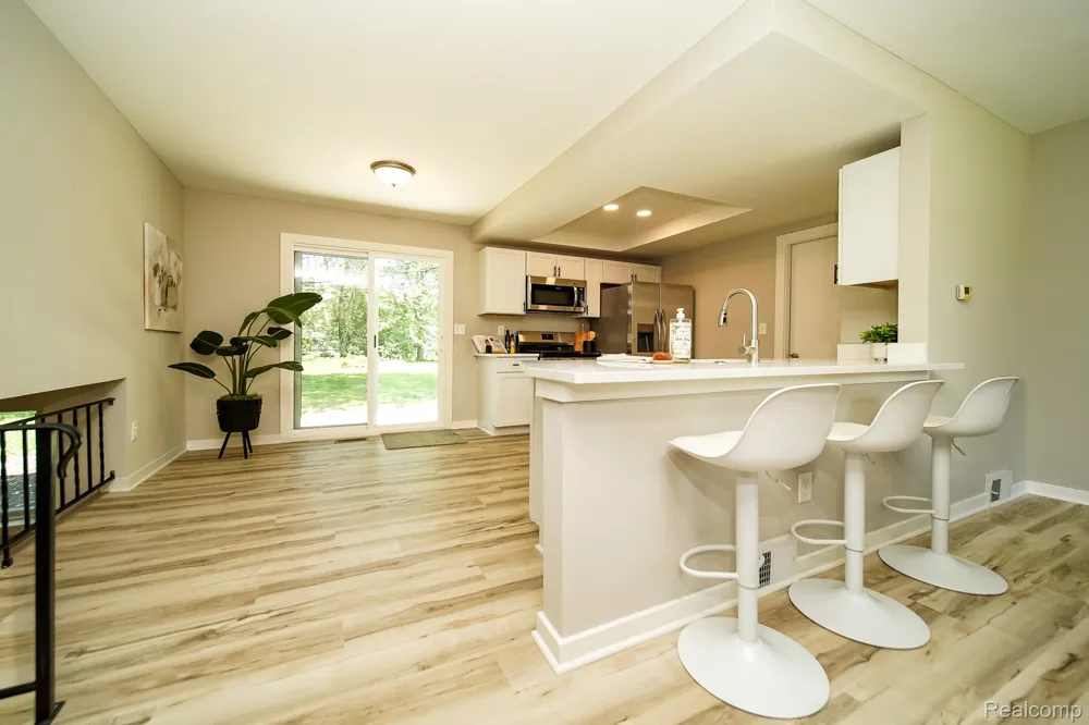 48297 Mallard Drive Chesterfield Township, MI 48047
