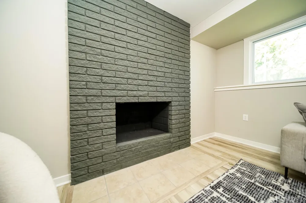 48297 Mallard Drive Chesterfield Township, MI 48047