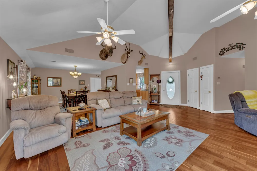 106 Greenwood Drive Buchanan Dam, TX 78609