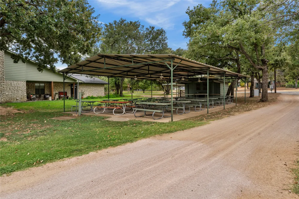 106 Greenwood Drive Buchanan Dam, TX 78609