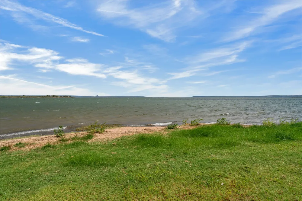 106 Greenwood Drive Buchanan Dam, TX 78609
