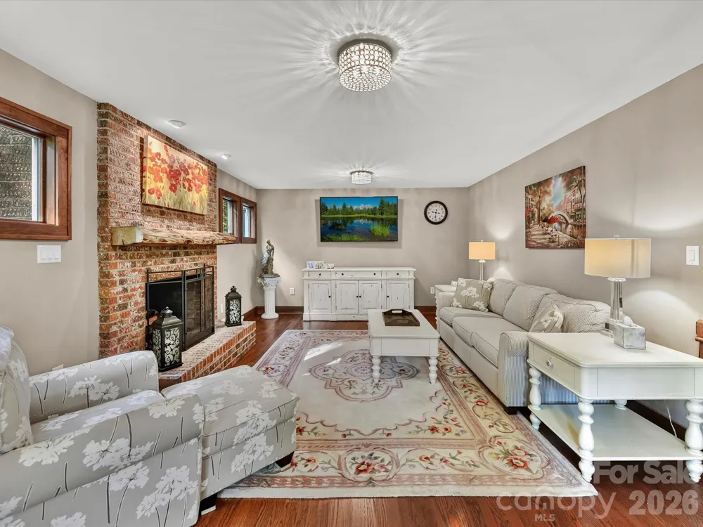 4514 Pendock Court Charlotte, NC 28226