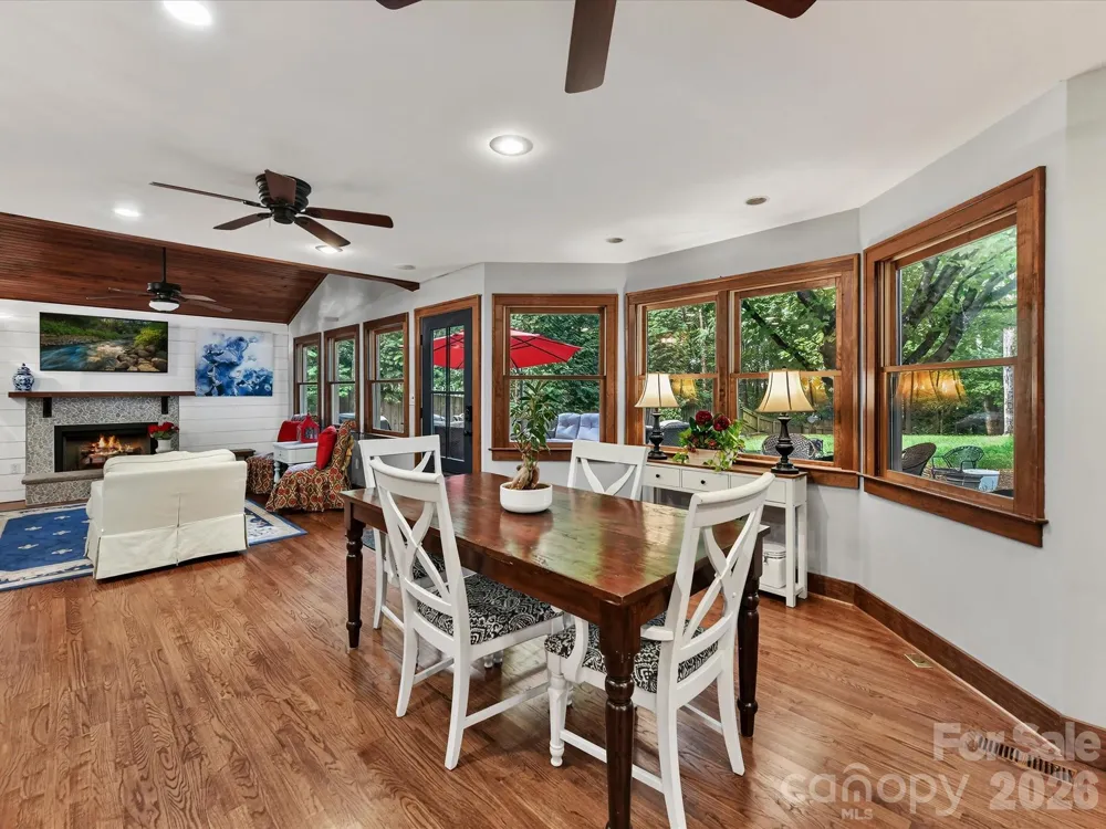 4514 Pendock Court Charlotte, NC 28226