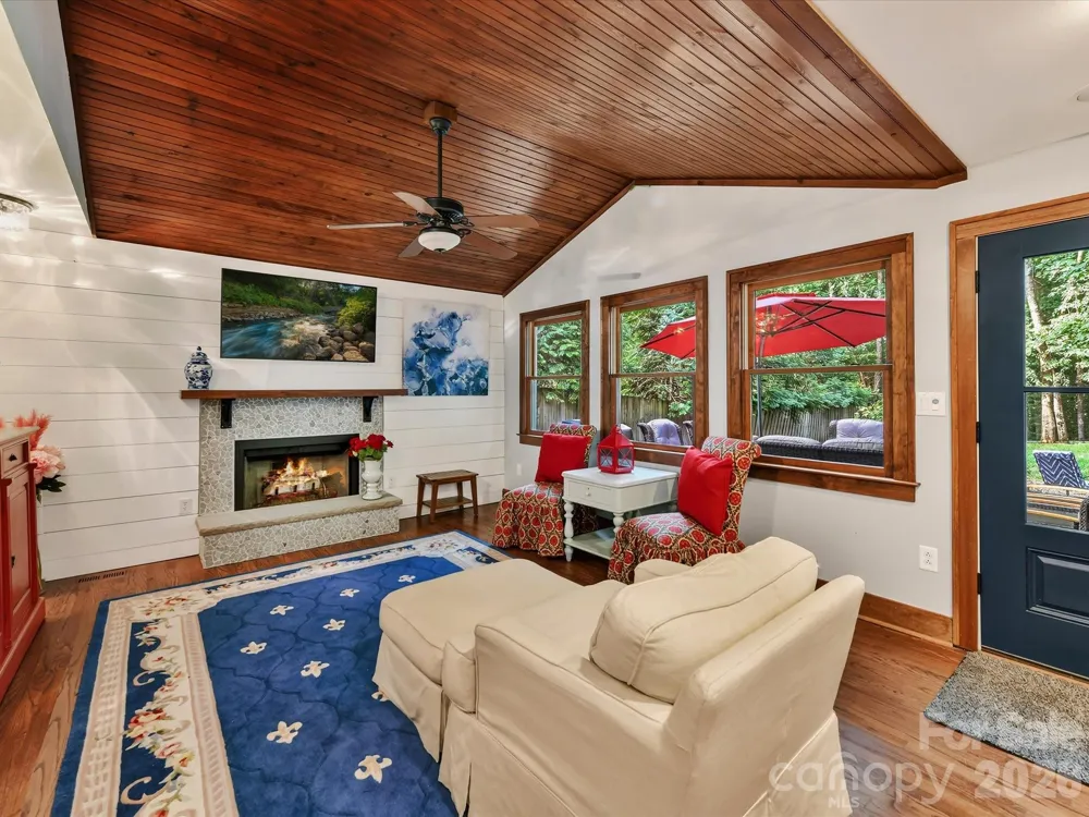 4514 Pendock Court Charlotte, NC 28226