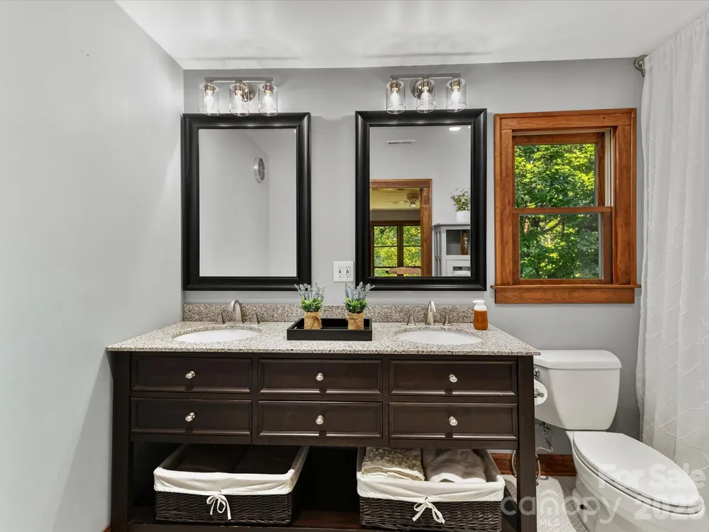 4514 Pendock Court Charlotte, NC 28226