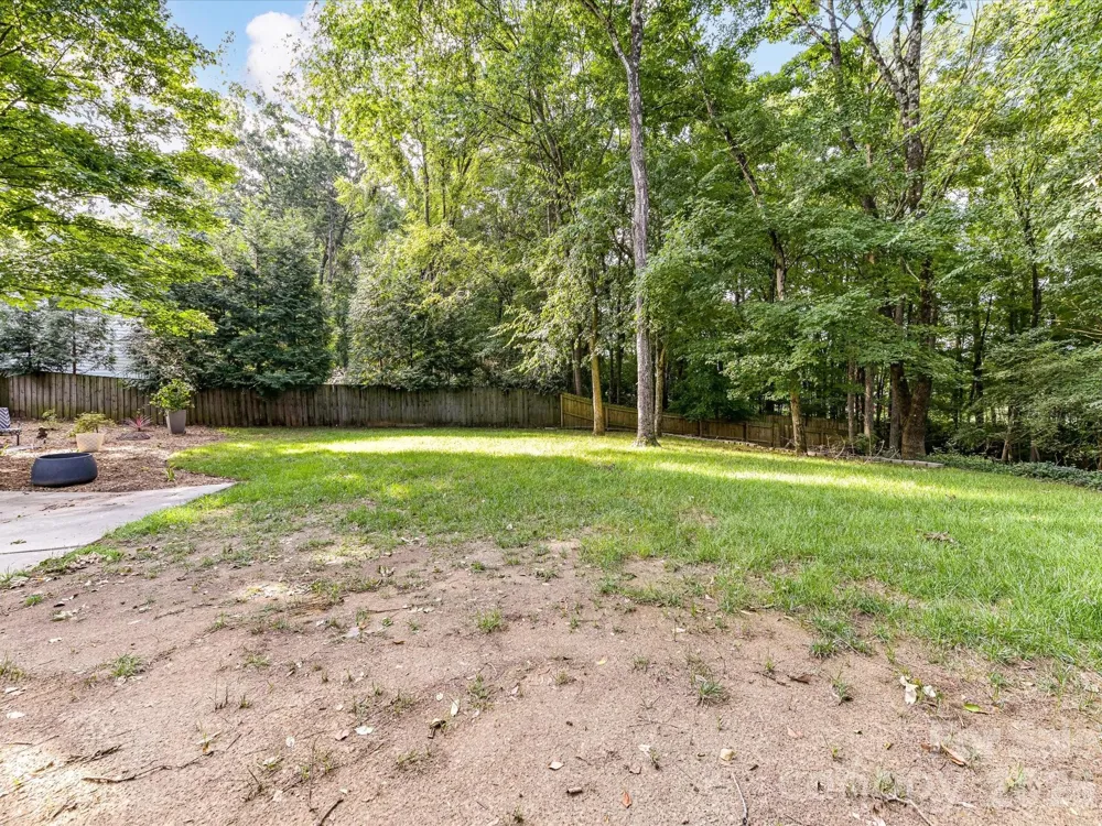 4514 Pendock Court Charlotte, NC 28226