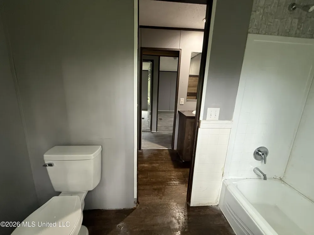19 Willow Drive McHenry, MS 39561