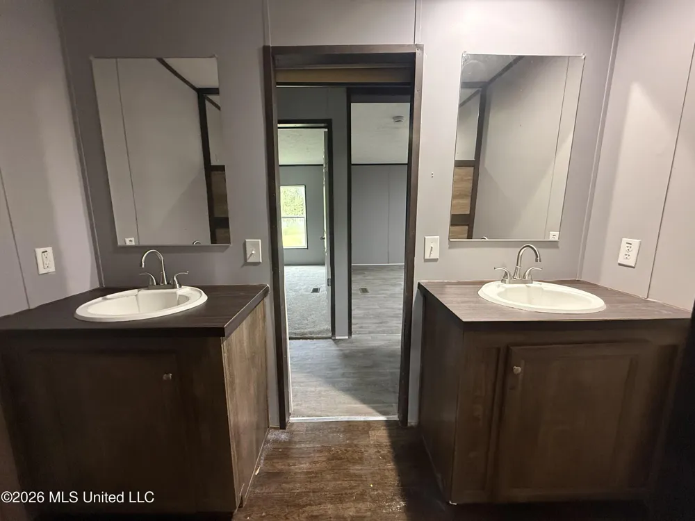 19 Willow Drive McHenry, MS 39561
