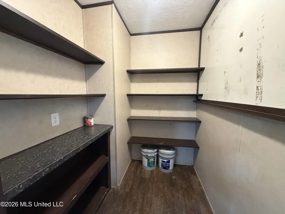 19 Willow Drive McHenry, MS 39561