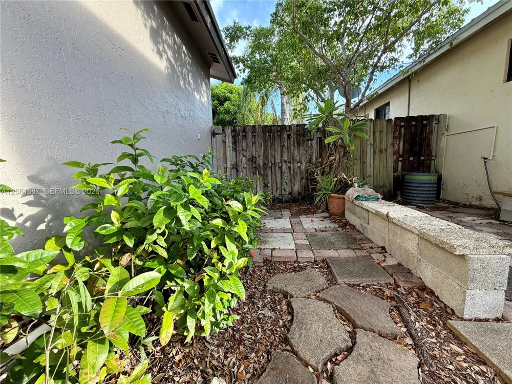 7920 SW 204th St Cutler Bay, FL 33189