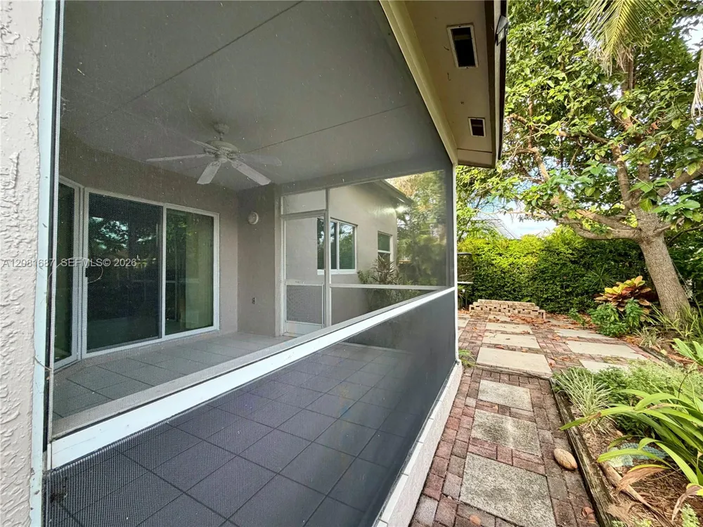 7920 SW 204th St Cutler Bay, FL 33189