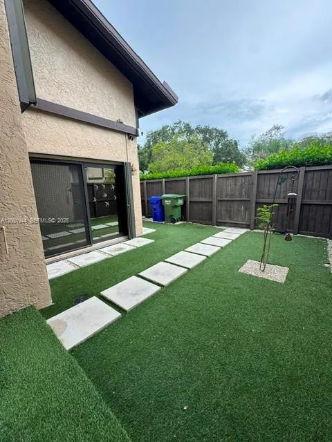 1840 Bayberry Dr Pembroke Pines, FL 33024