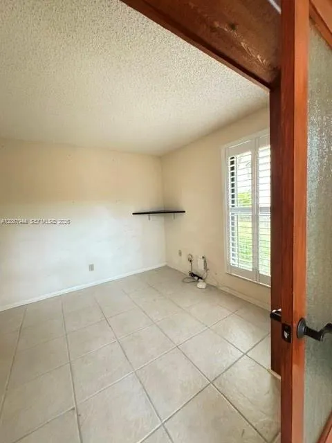 1840 Bayberry Dr Pembroke Pines, FL 33024