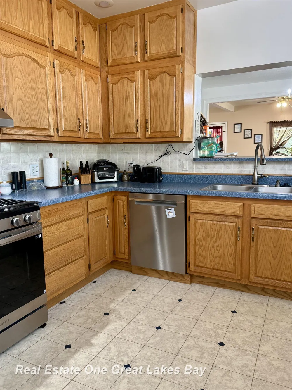 2127 3rd Street Bay City City, MI 48708