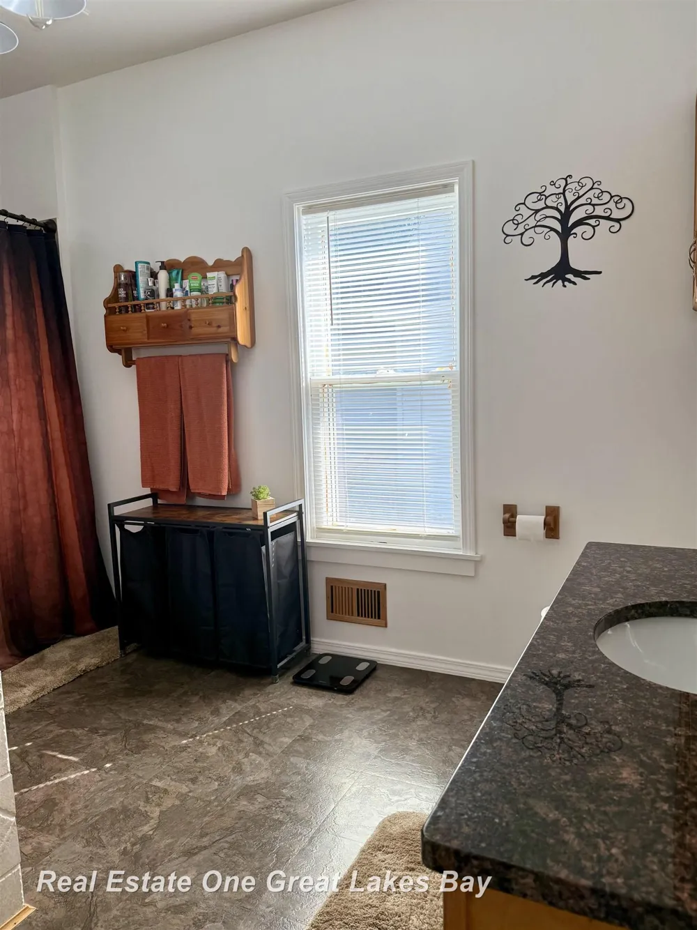2127 3rd Street Bay City City, MI 48708