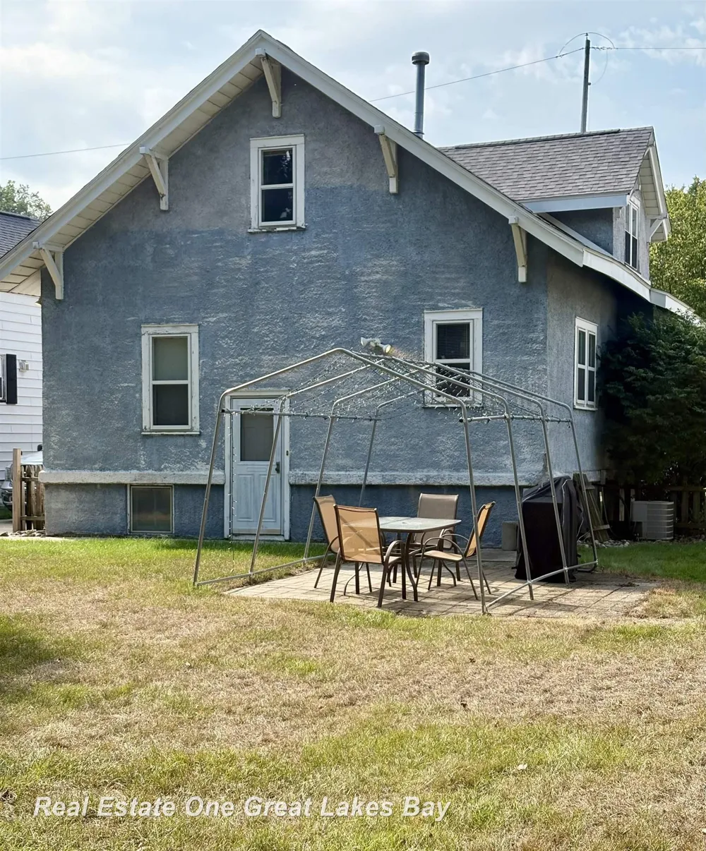 2127 3rd Street Bay City City, MI 48708