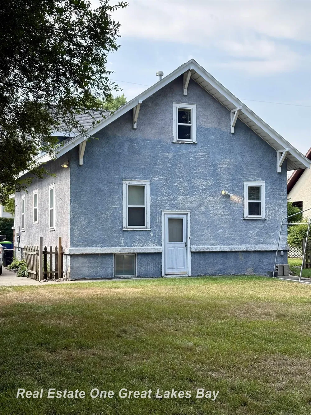 2127 3rd Street Bay City City, MI 48708
