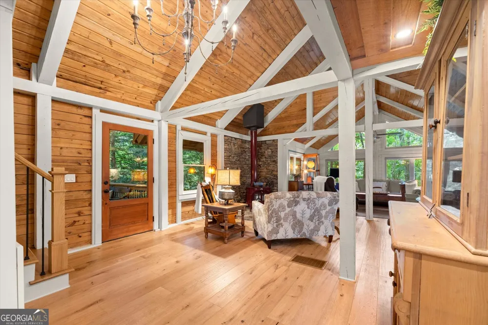 11 Blue Bell CIR N Jasper, GA 30143