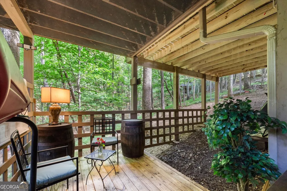 11 Blue Bell CIR N Jasper, GA 30143