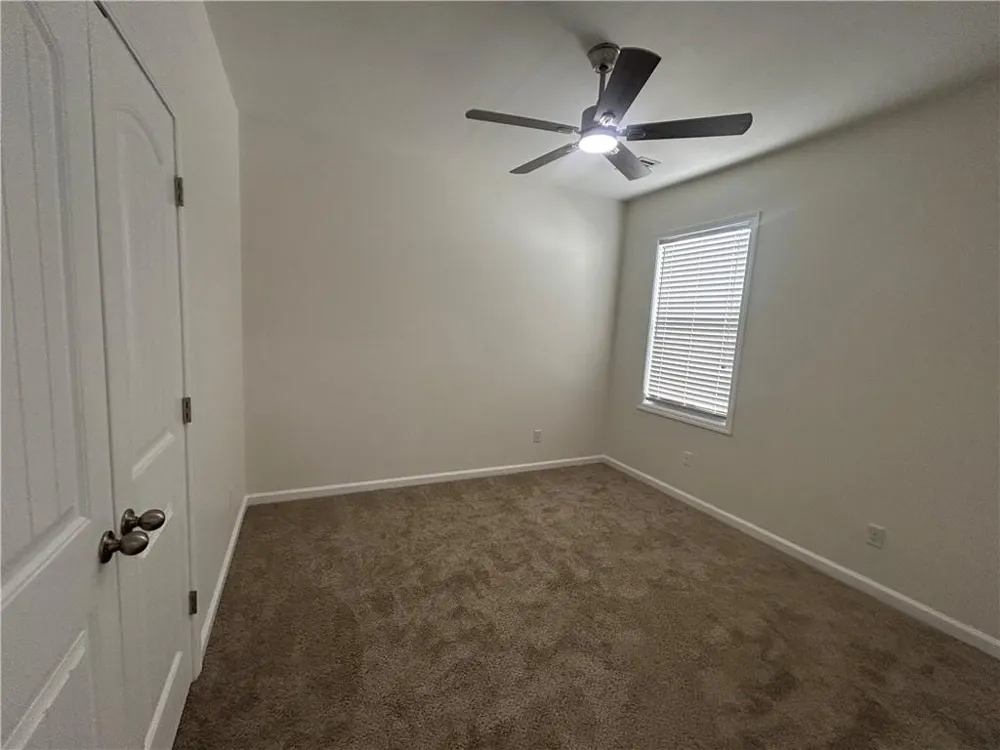 825 Stonehaven Road SW Atlanta, GA 30331