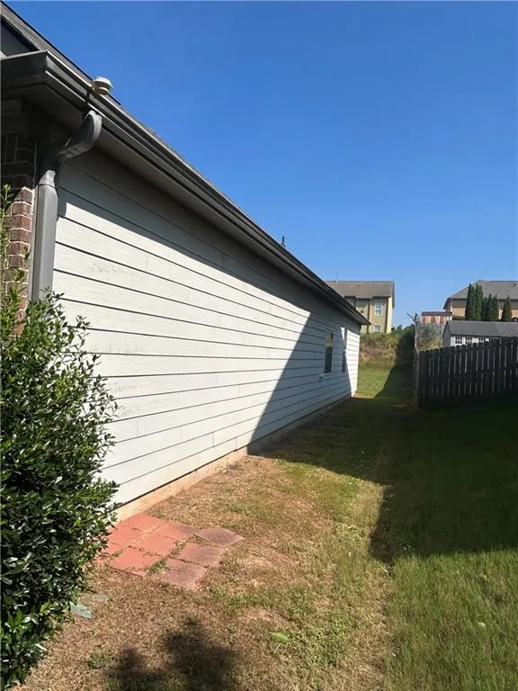 825 Stonehaven Road SW Atlanta, GA 30331