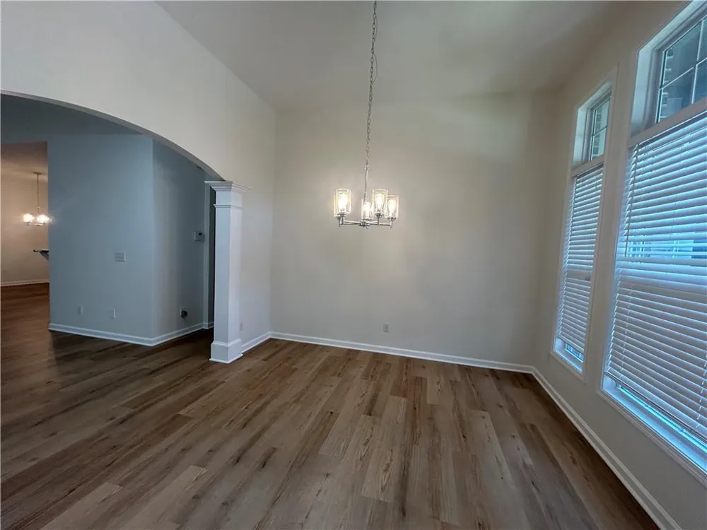 825 Stonehaven Road SW Atlanta, GA 30331