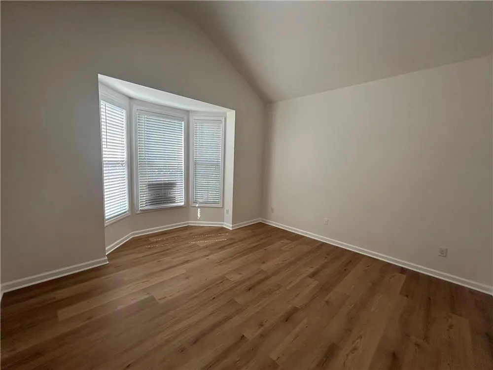 825 Stonehaven Road SW Atlanta, GA 30331
