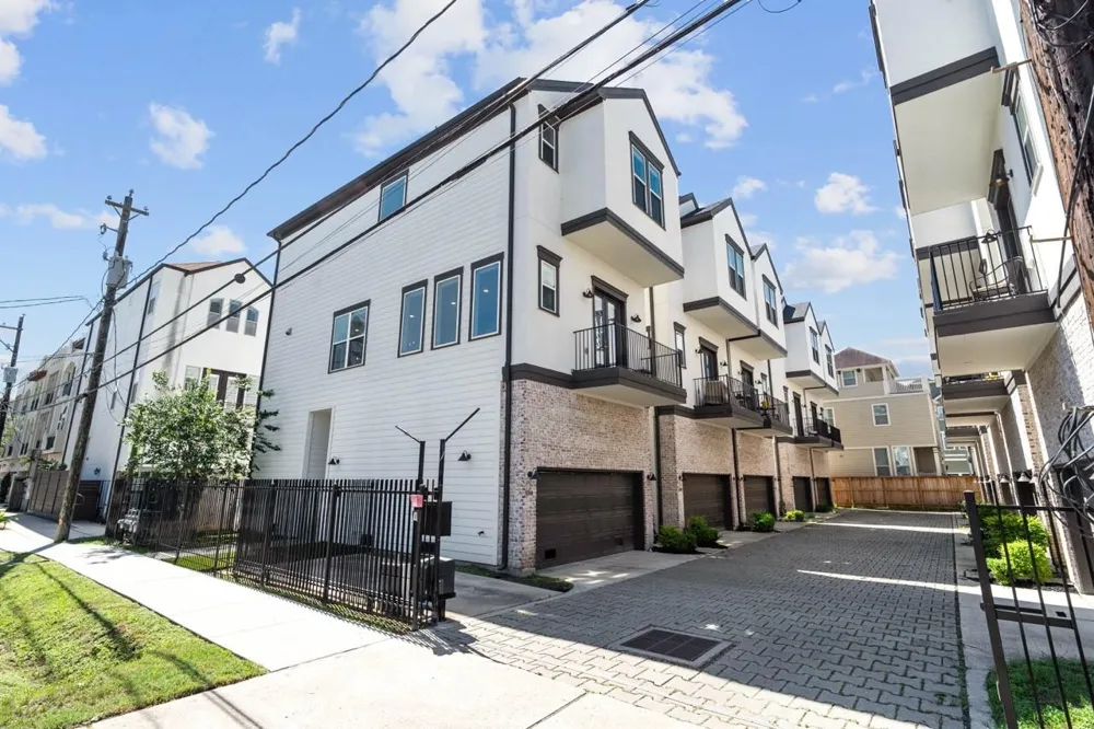 1114 W 15th 1/2 Street #A Houston, TX 77008