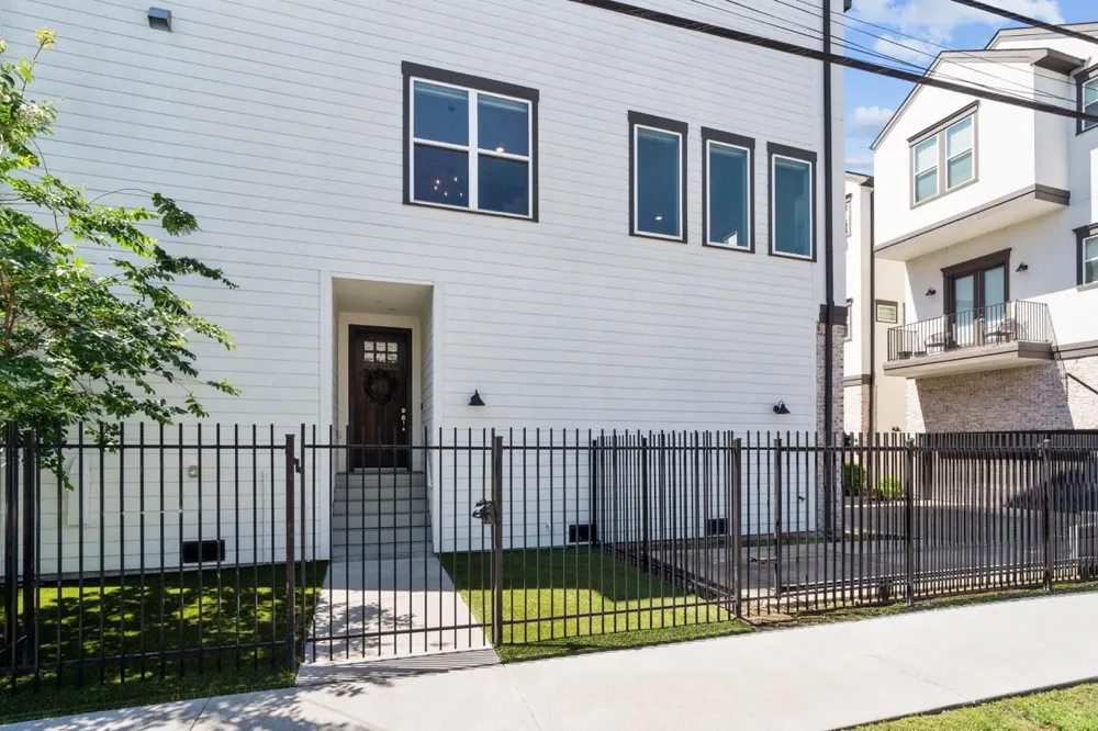 1114 W 15th 1/2 Street #A Houston, TX 77008