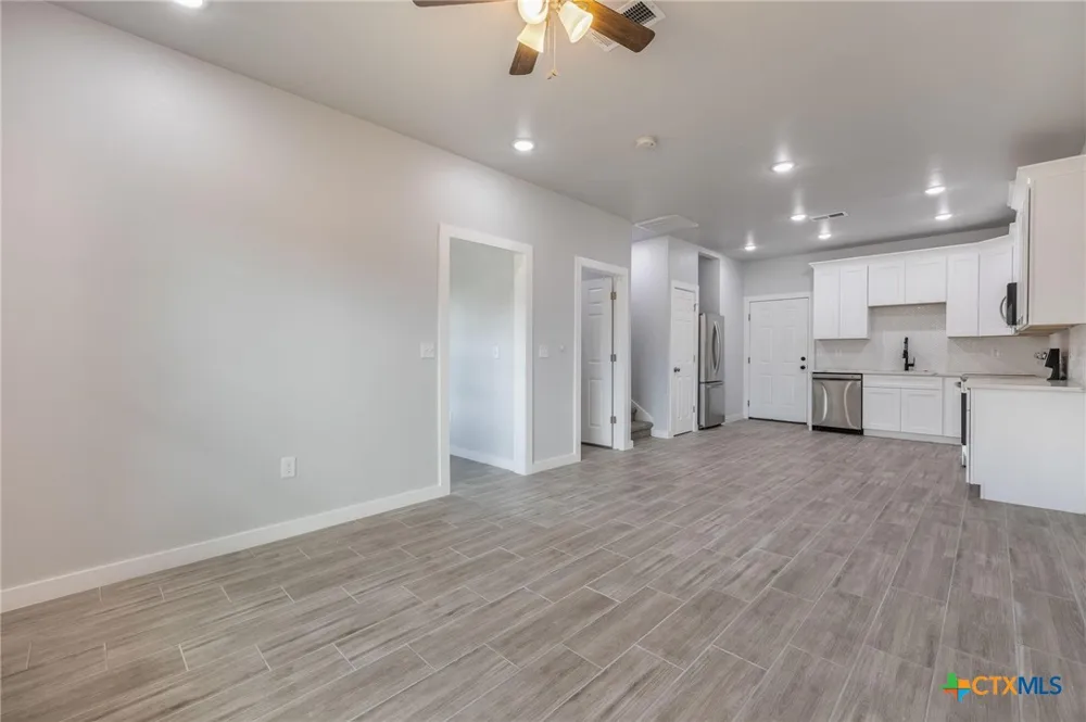 600 Kimbro Street Taylor, TX 76574
