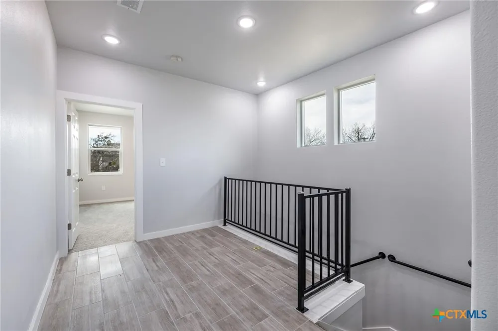 600 Kimbro Street Taylor, TX 76574