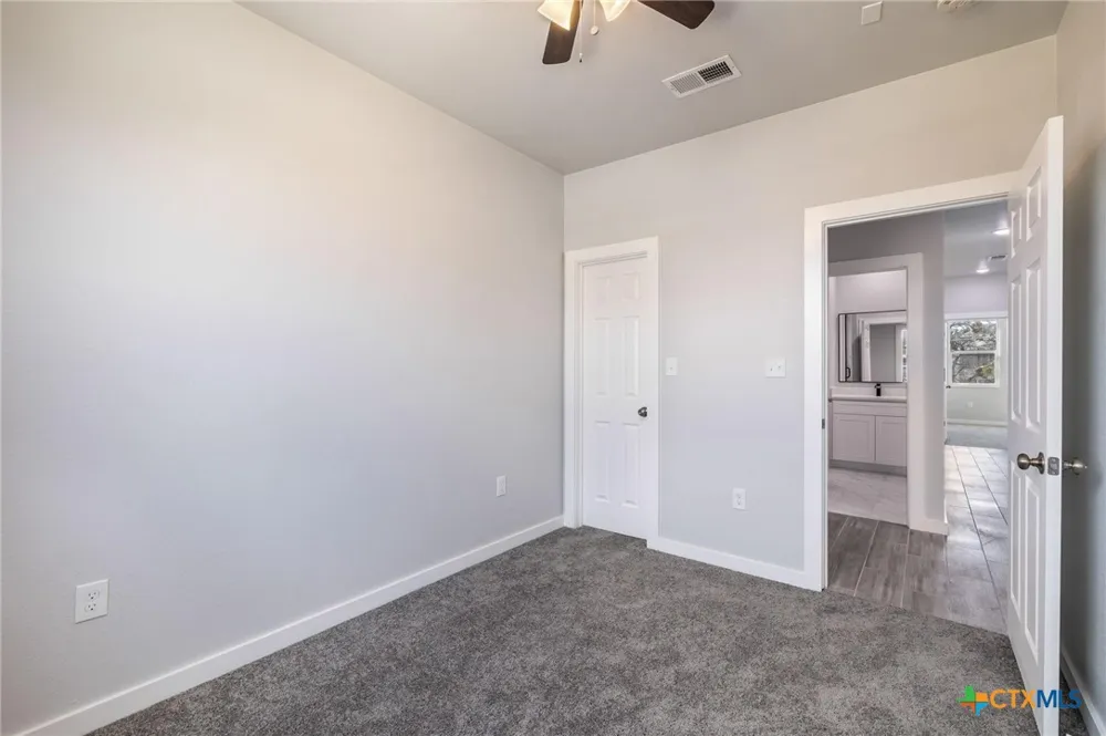 600 Kimbro Street Taylor, TX 76574