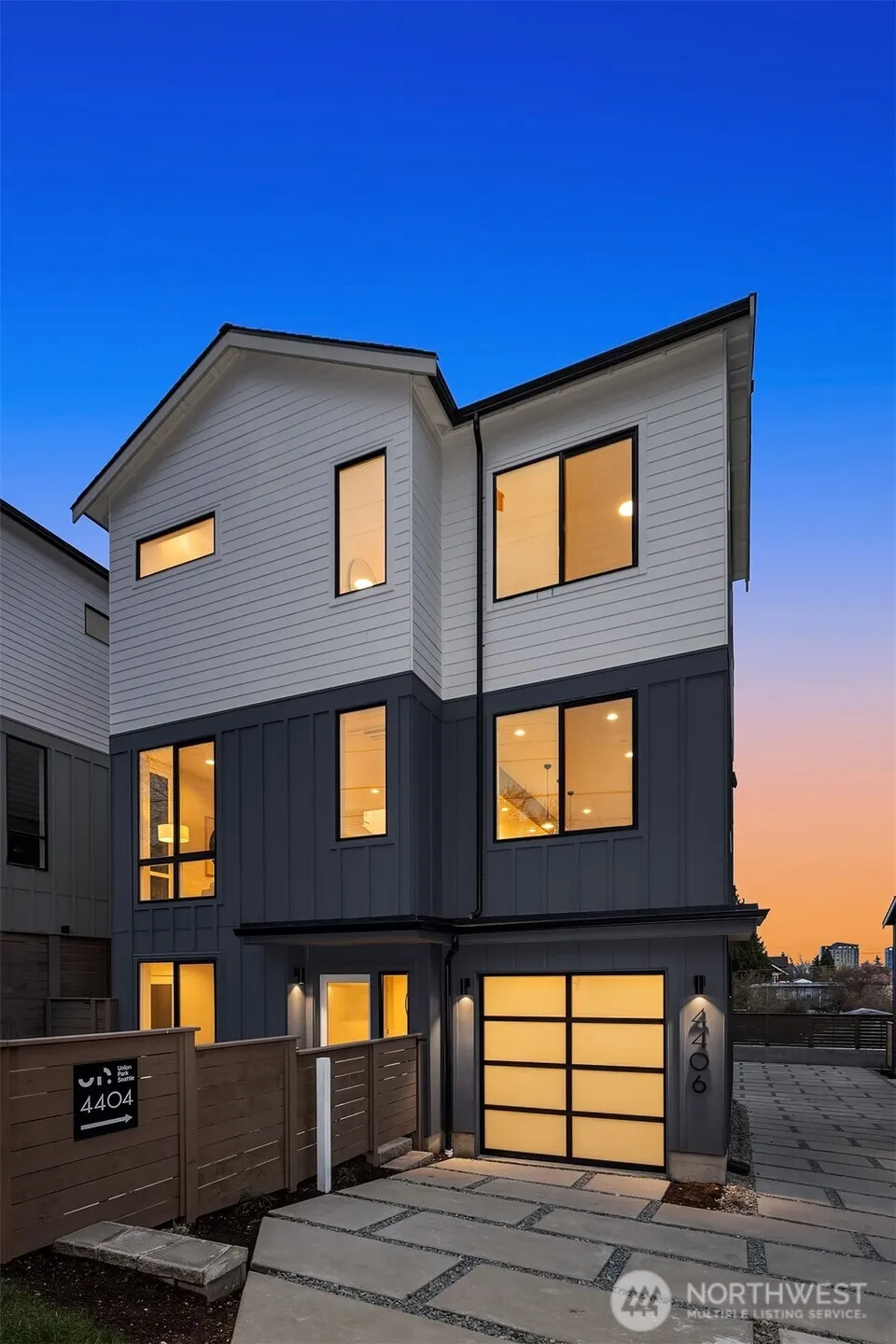 4406 1st Avenue NE Seattle, WA 98105