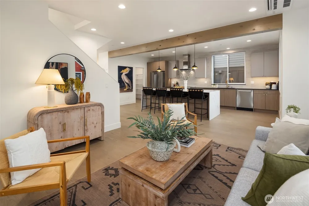 4406 1st Avenue NE Seattle, WA 98105