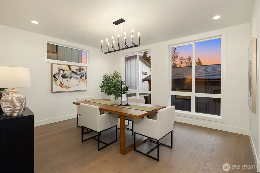 4406 1st Avenue NE Seattle, WA 98105